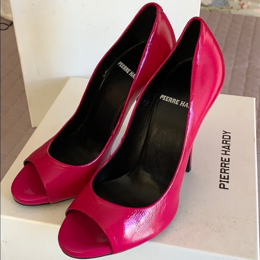 Pierre Hardy Fuschia Patent Leather Heels